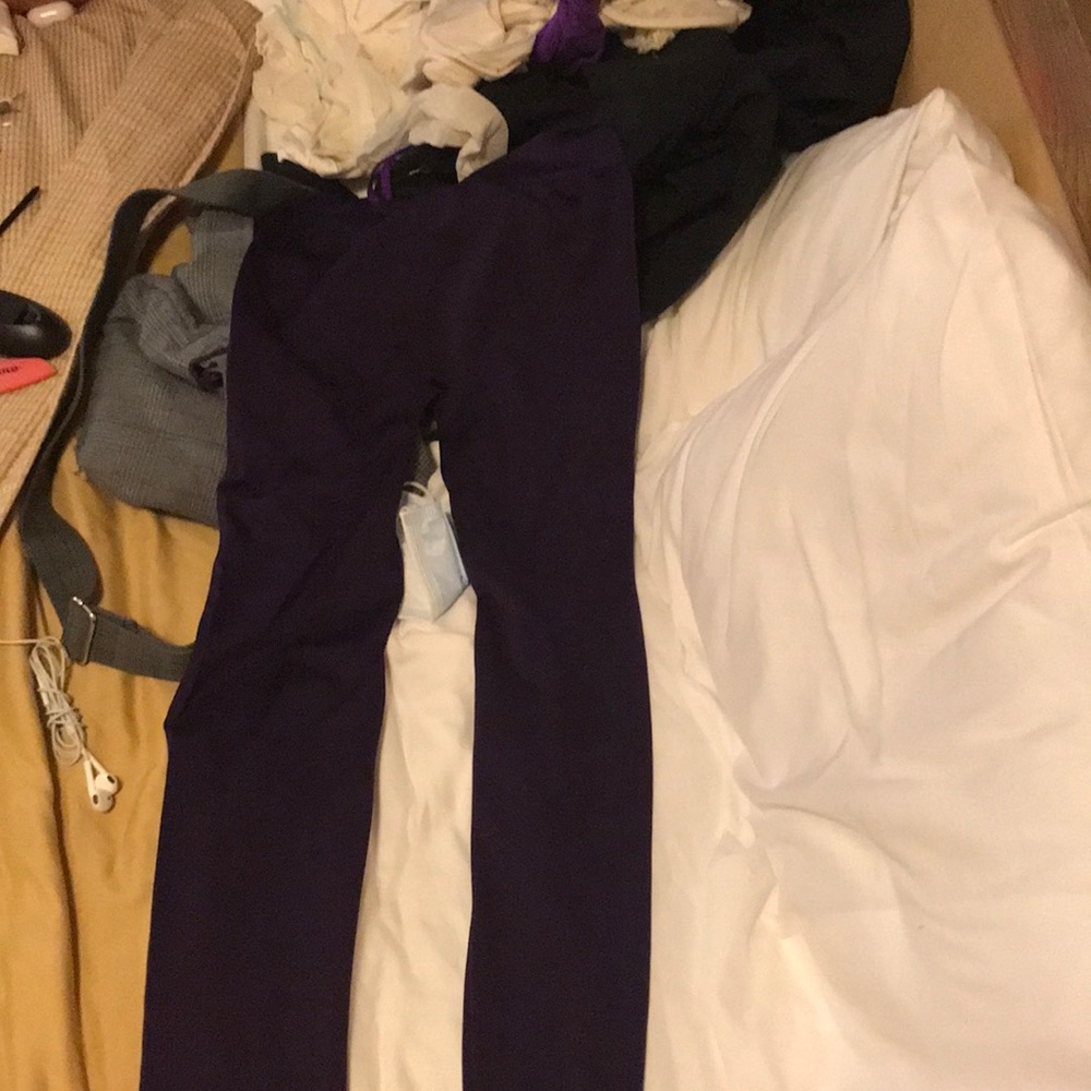 Brand: magid size: one size color: purple